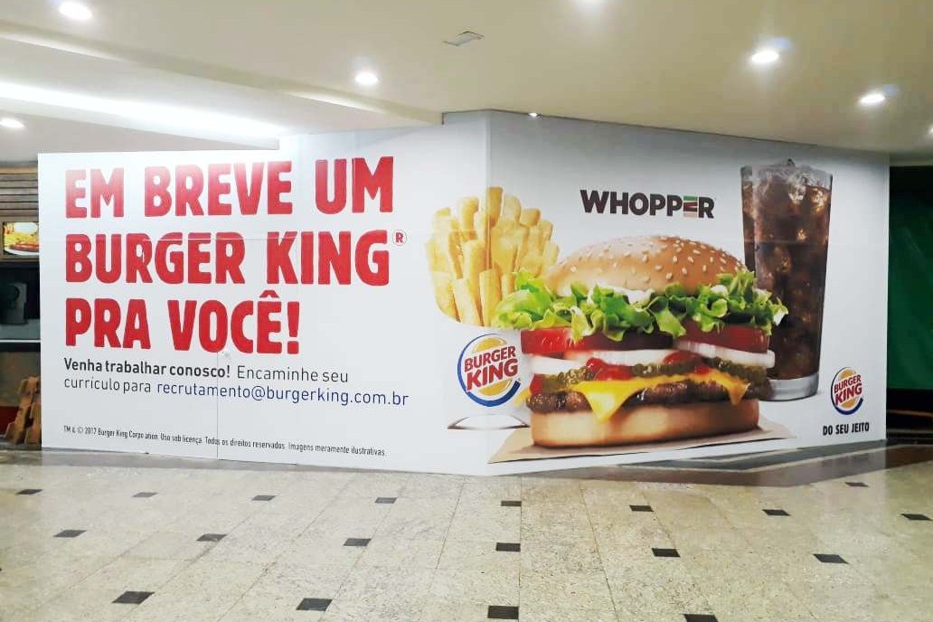 Envelopamento de viatura